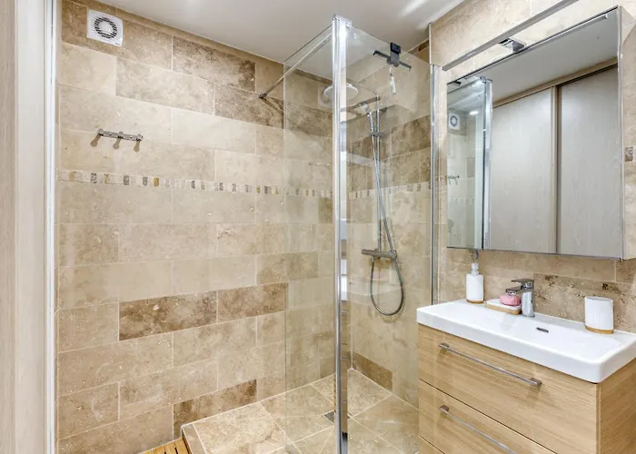 Le Du Domaine Du Soleil * Le Lavandou