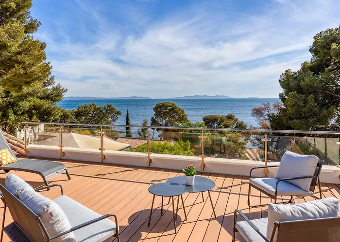 Le Du Domaine Du Soleil * Le Lavandou